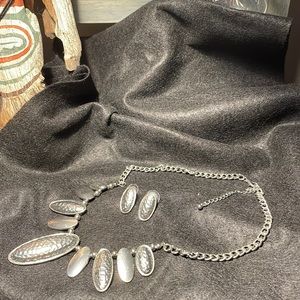 Silver chained link necklace